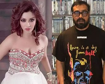 Payal Ghosh (left) - Anurag Kashyap (right)