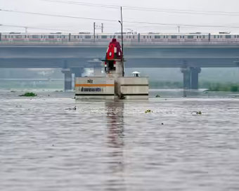 Yamuna water level below danger mark, says Kejriwal