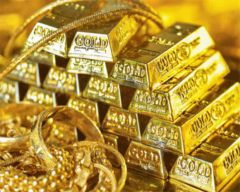 Gold climbs Rs 550 to Rs 99,300 per 10g, silver rallies Rs 1,170