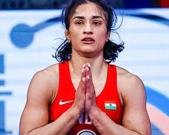 In Paris Olympics Vinesh Phogat disqualified from women’s 50kg wrestling